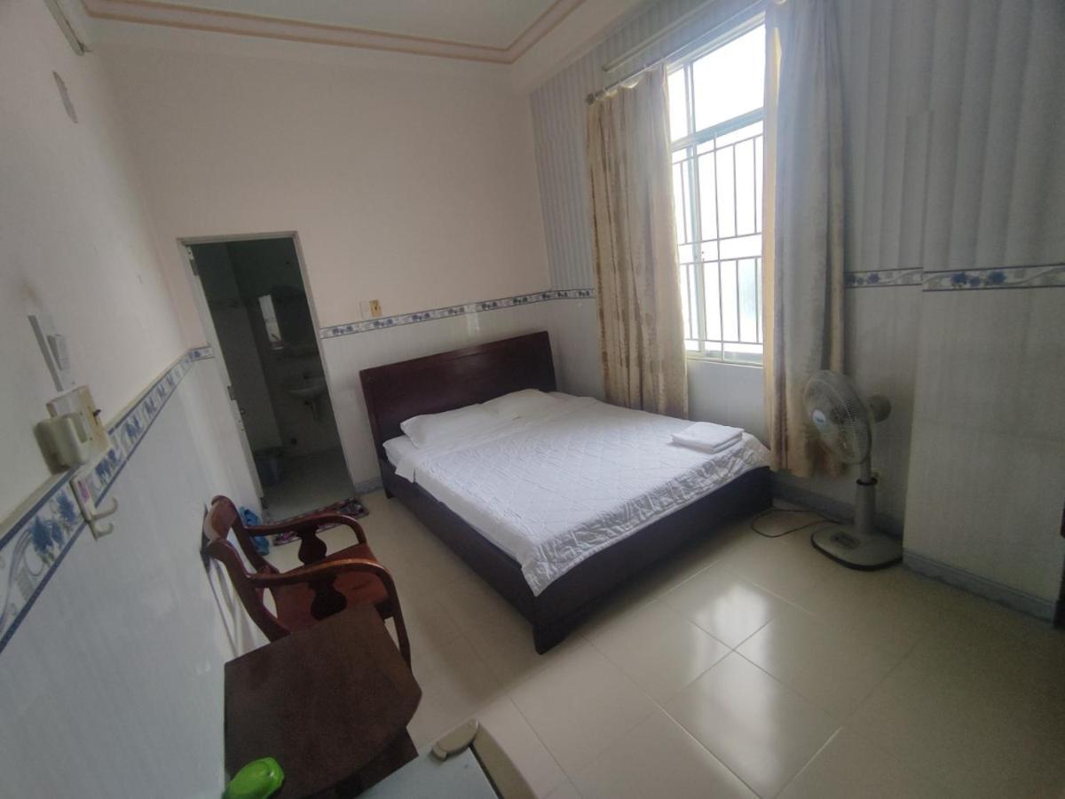 Hotel Khach San Phu Phuong Nha Trang Esterno foto