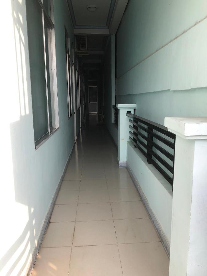 Hotel Khach San Phu Phuong Nha Trang Esterno foto